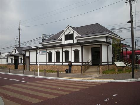 各務原市役所前駅とその周辺の不思議な魅力